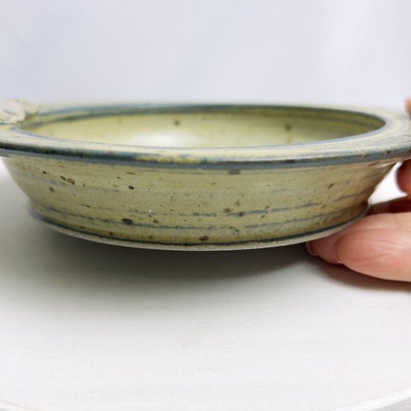 Studio Art Pottery Bowl Vintage Beige Blue Seashell Accents Signed Colby 7" wide - Picture 4 of 11